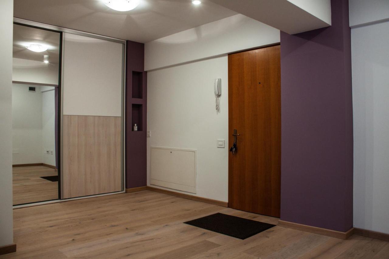Eurocomfort Apartments Piatra Neamţ エクステリア 写真