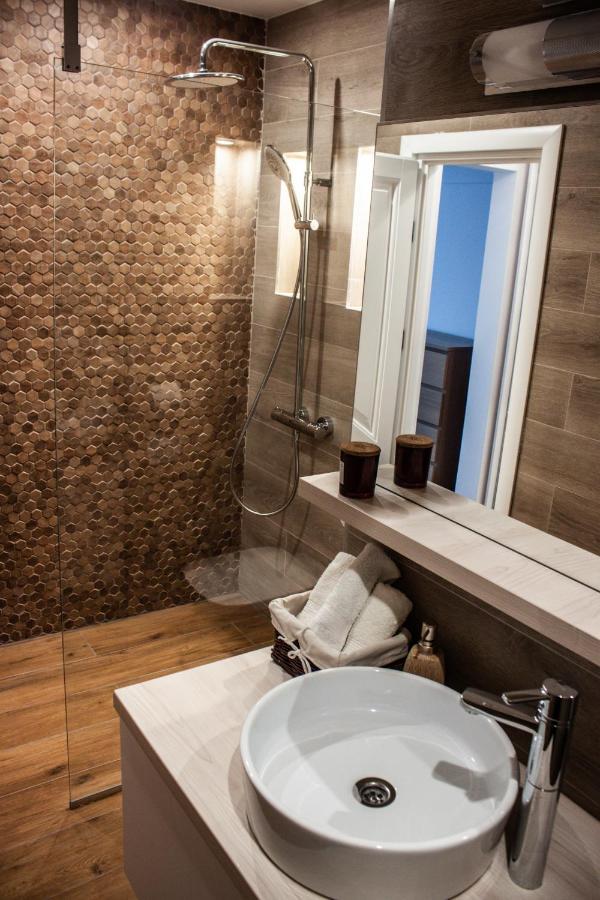 Eurocomfort Apartments Piatra Neamţ エクステリア 写真