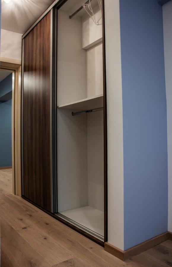 Eurocomfort Apartments Piatra Neamţ エクステリア 写真