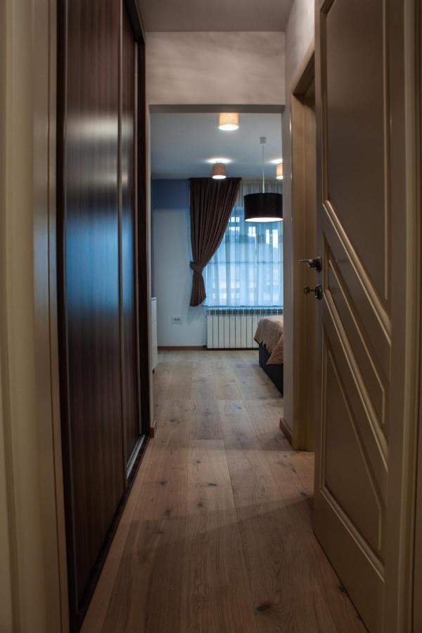 Eurocomfort Apartments Piatra Neamţ エクステリア 写真